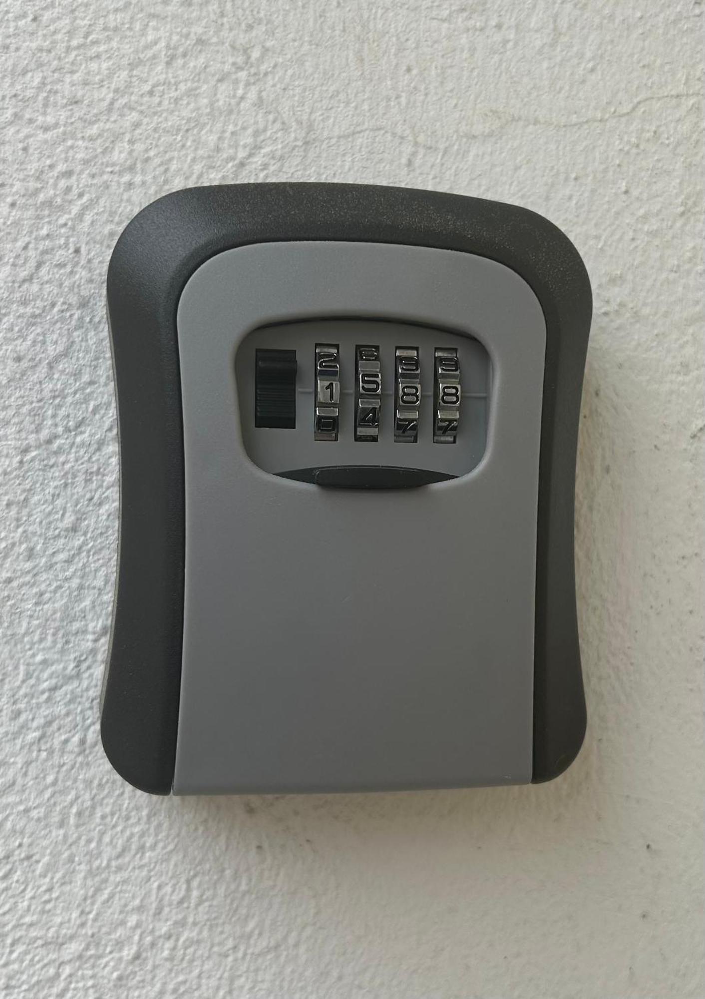 Apartment Ferien 4 *